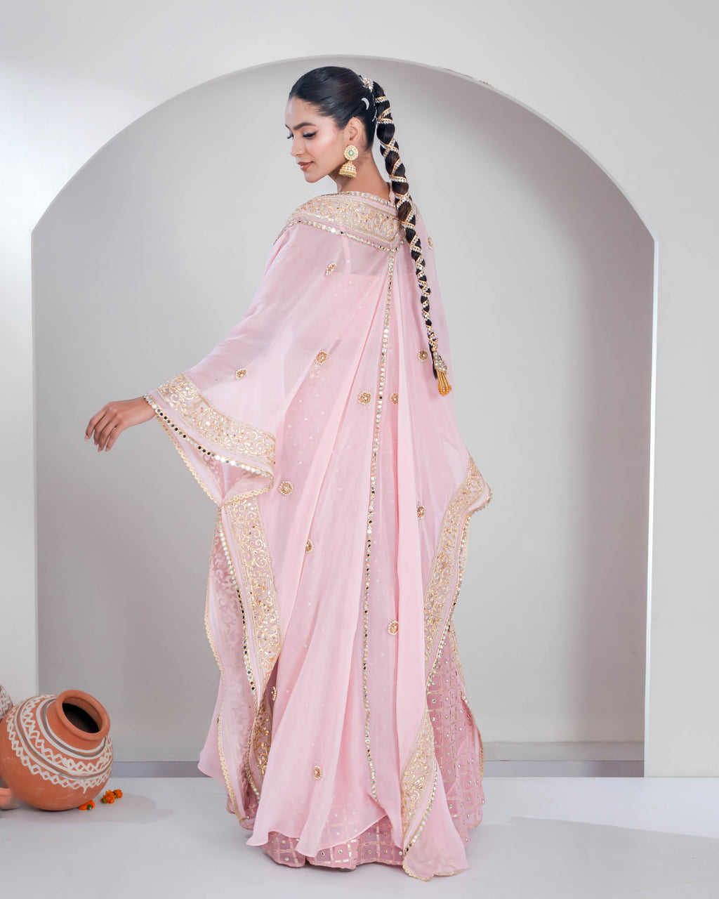 "Gul" Cape